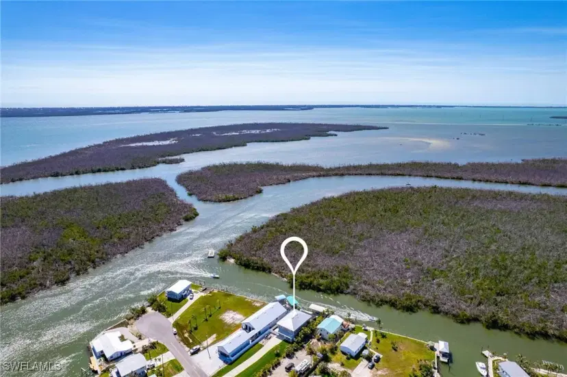 Picture of 2265 York Rd, St. James City FL 33956
