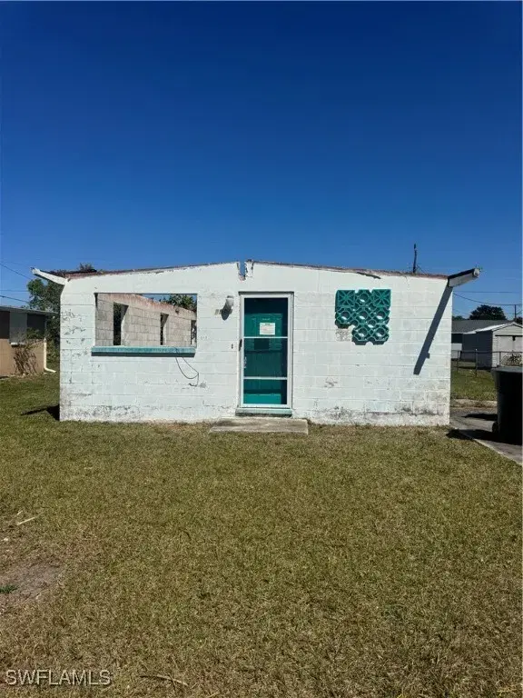 Picture of 2909 Saint Charles St, Fort Myers FL 33916