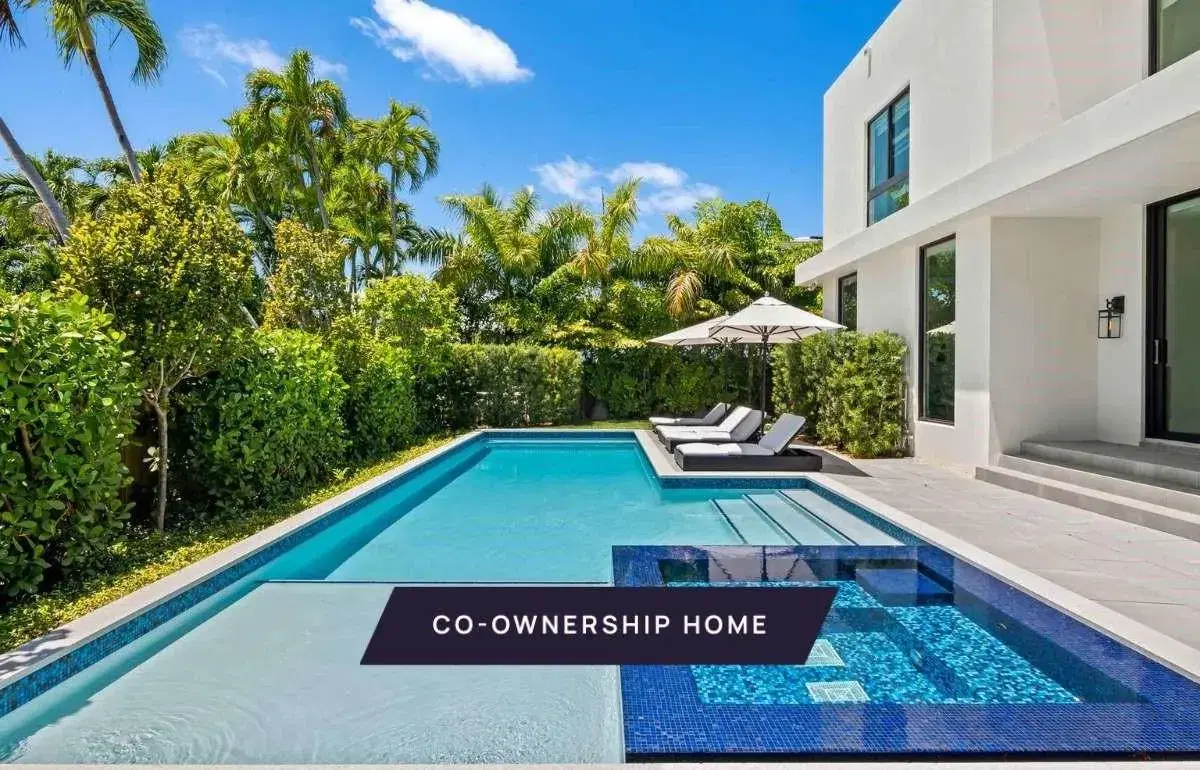 Picture of 5288 Alton Rd, Miami Beach, FL 33140
