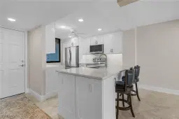Picture of 4253 Bay Beach Ln B5, Fort Myers Beach, FL 33931
