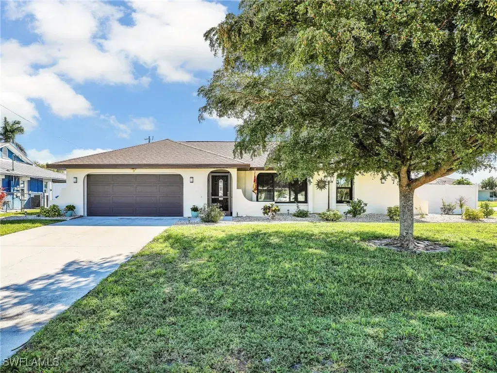 Picture of 3823 SW 6Th Pl, Cape Coral, FL 33914
