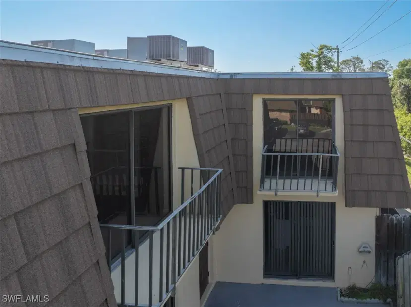 Picture of 1653 Park Meadows Dr 3, Fort Myers FL 33907