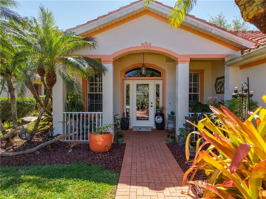 Picture of 2030 Rio Nuevo Dr, North Fort Myers, FL 33917
