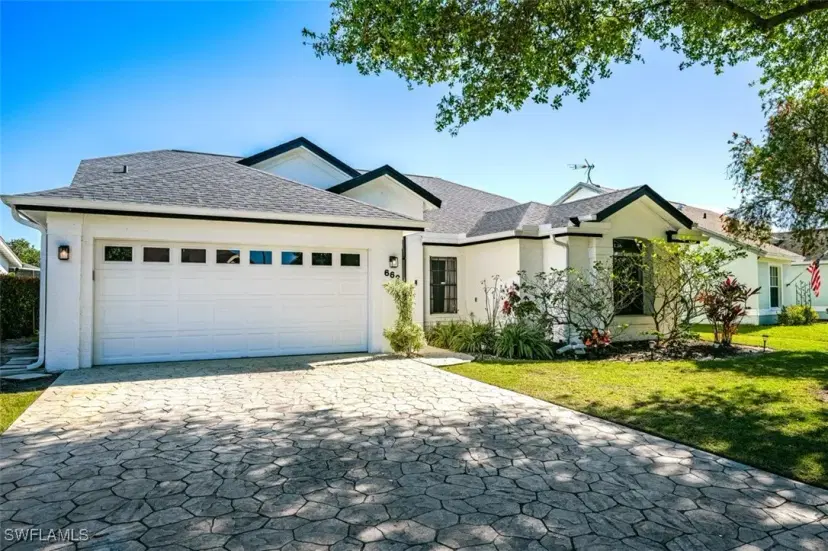 Picture of 662 Lambton Ln, Naples FL 34104