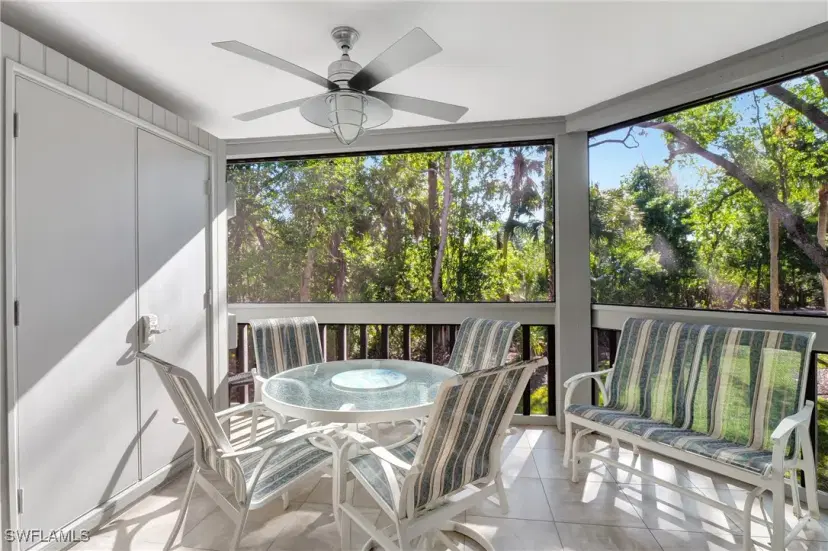 Picture of 616 Wiggins Bay Dr 616, Naples FL 34110