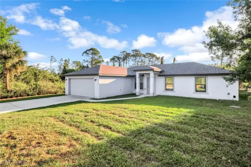 Picture of 343 Lester Ave S, Lehigh Acres FL 33974