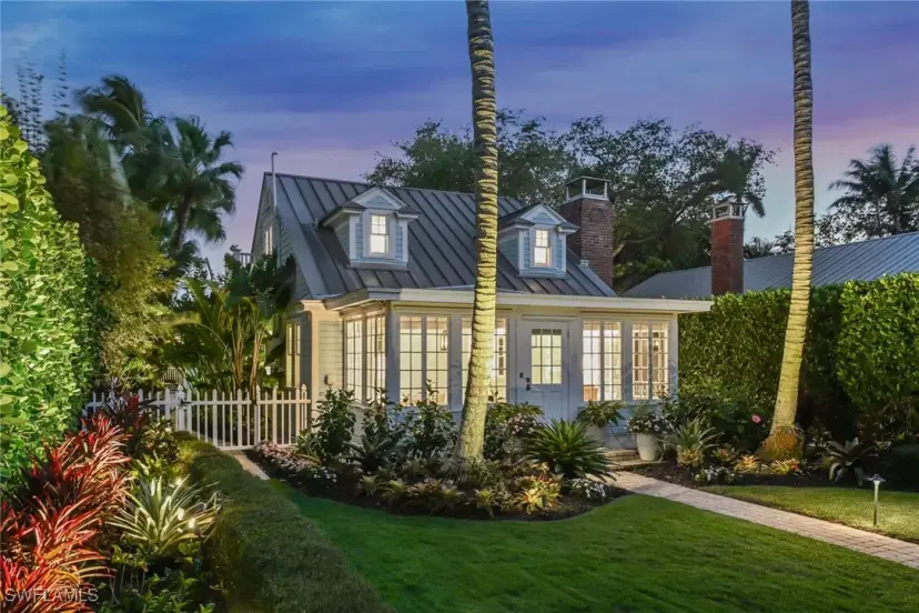 Picture of 356 11Th Ave S, Naples FL 34102