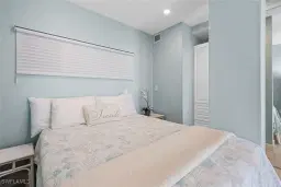 Picture of 220 Seaview Ct 216, Marco Island, FL 34145