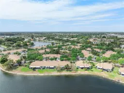 Picture of 1060 SW 42Nd Ave 1060, Deerfield Beach, FL 33442