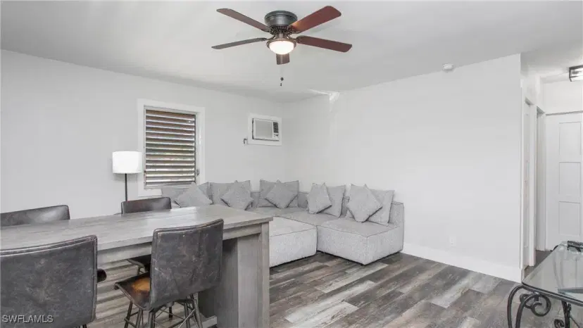 Picture of 167 N Collier Blvd T6, Marco Island FL 34145