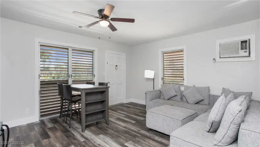 Picture of 167 N Collier Blvd T6, Marco Island FL 34145