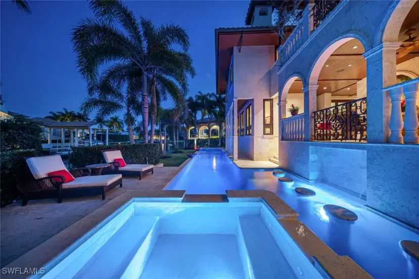 Picture of 2233 Forrest Ln, Naples FL 34102