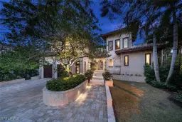 Picture of 2233 Forrest Ln, Naples, FL 34102