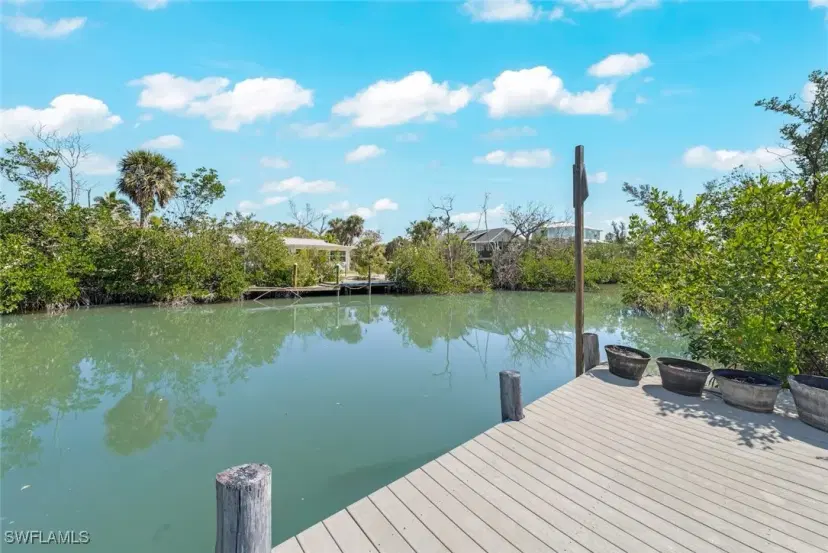 Picture of 5892 Sanibel Captiva Rd, Sanibel FL 33957