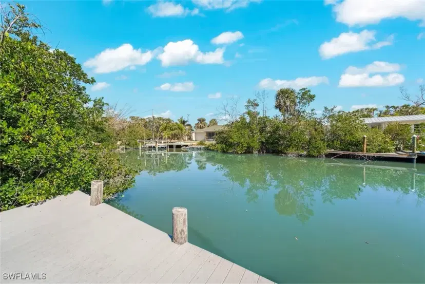 Picture of 5892 Sanibel Captiva Rd, Sanibel FL 33957