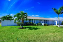 Picture of 698 105Th Ave N, Naples, FL 34108