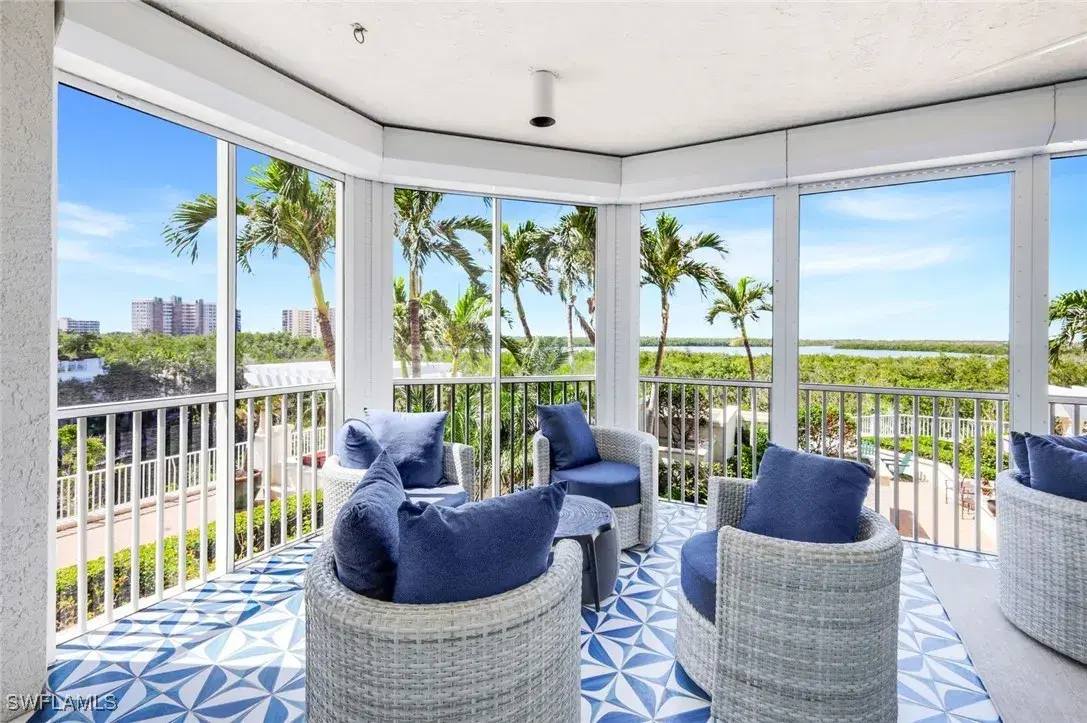 Picture of 285 Grande Way 402, Naples, FL 34110