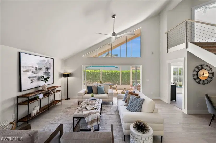 Picture of 1590 Weybridge Cir 52, Naples FL 34110