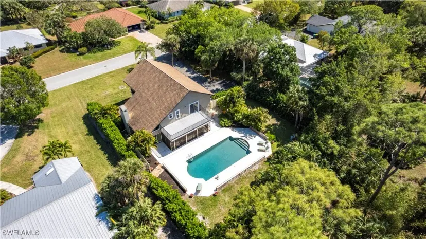 Picture of 183 Old Tamiami Trl, Naples FL 34110