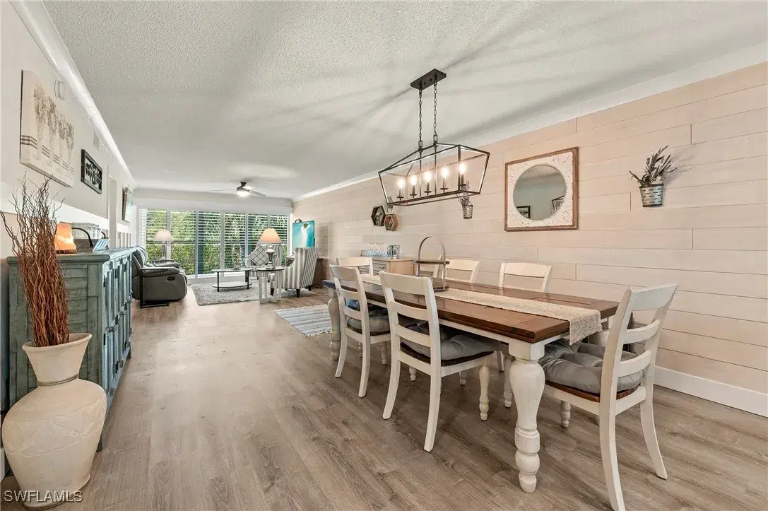 Picture of 118 Palm Dr 9714, Naples, FL 34112