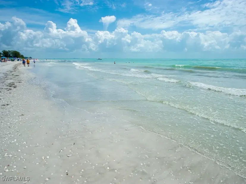 Picture of 610 Donax St 223, Sanibel FL 33957