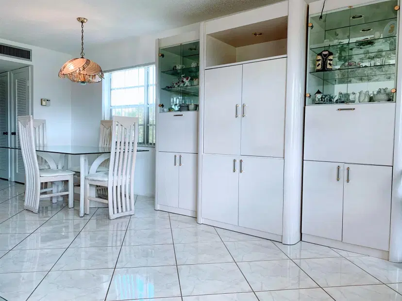 Picture of 95 Burgundy B, Delray Beach FL 33484