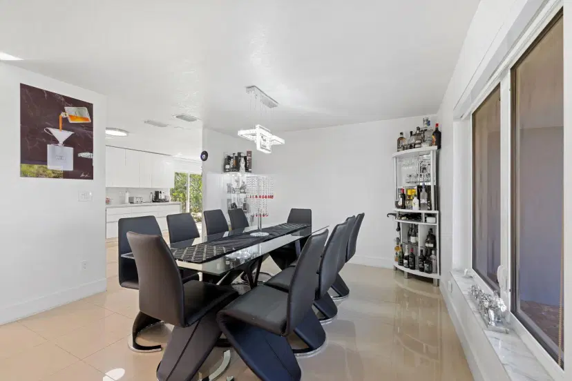 Picture of 21310 NE 19Th Avenue, Miami FL 33179