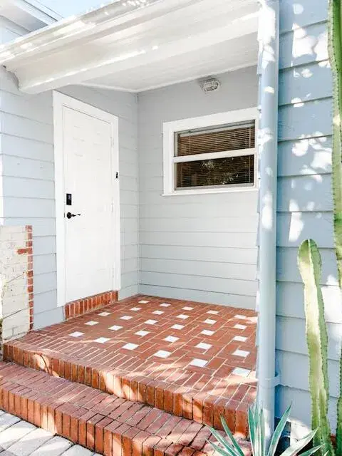 Picture of 421 N Ocean Breeze, Lake Worth Beach FL 33460
