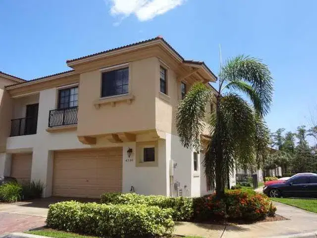 Picture of 4780 Grand Cypress Circle N, Coconut Creek, FL 33073
