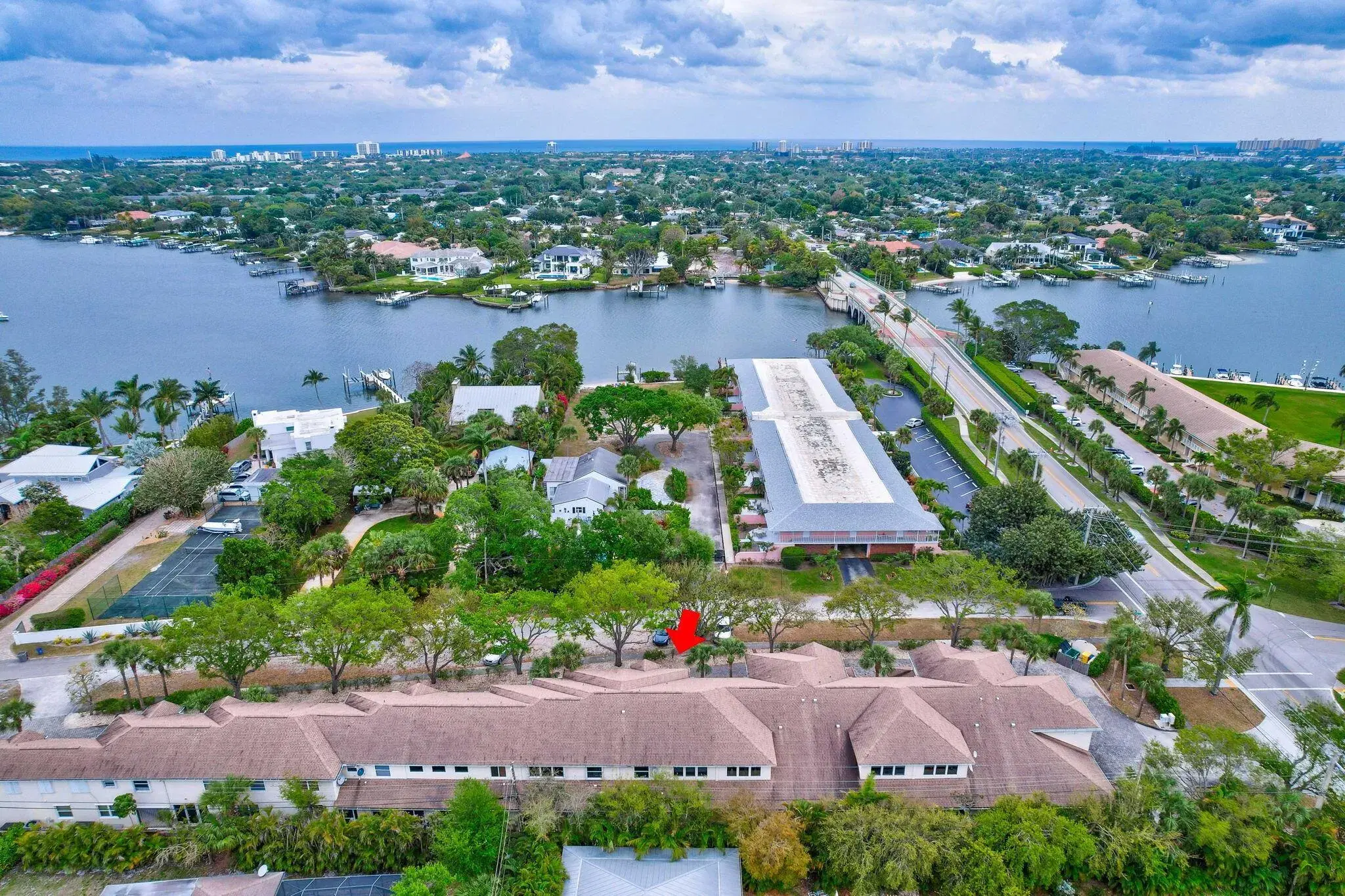 Picture of 479 Tequesta Drive 5, Tequesta, FL 33469