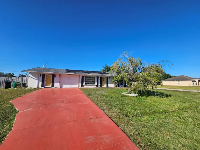 Picture of 505 SW Lakehurst Drive, Port St Lucie FL 34983