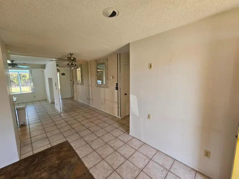 Picture of 505 SW Lakehurst Drive, Port St Lucie FL 34983