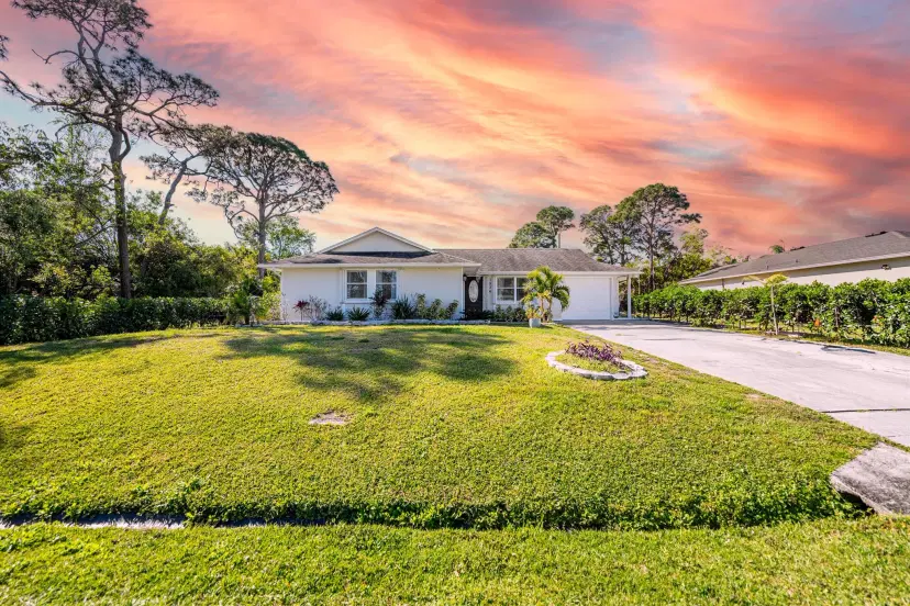 Picture of 1534 SW Kamchatka Avenue, Port St Lucie FL 34953