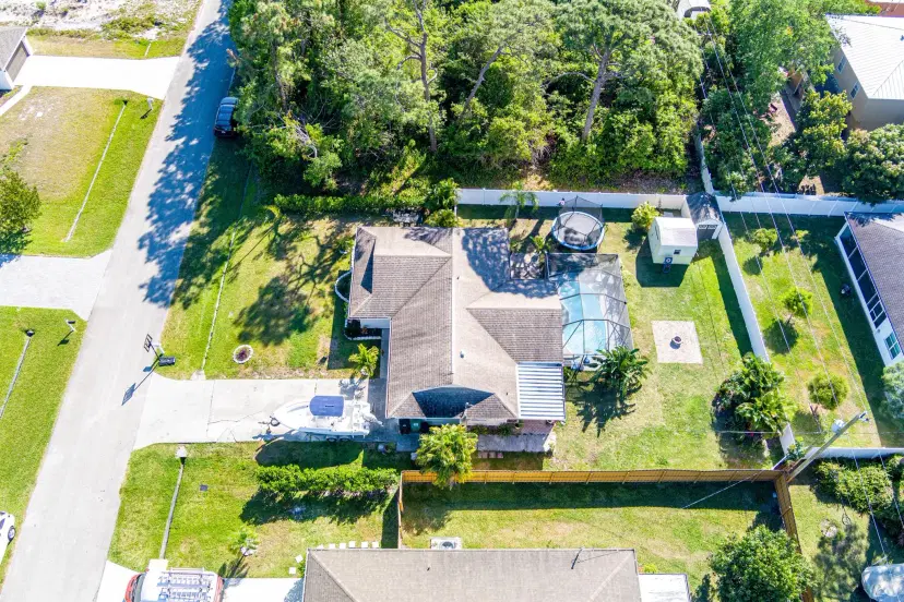 Picture of 1534 SW Kamchatka Avenue, Port St Lucie FL 34953