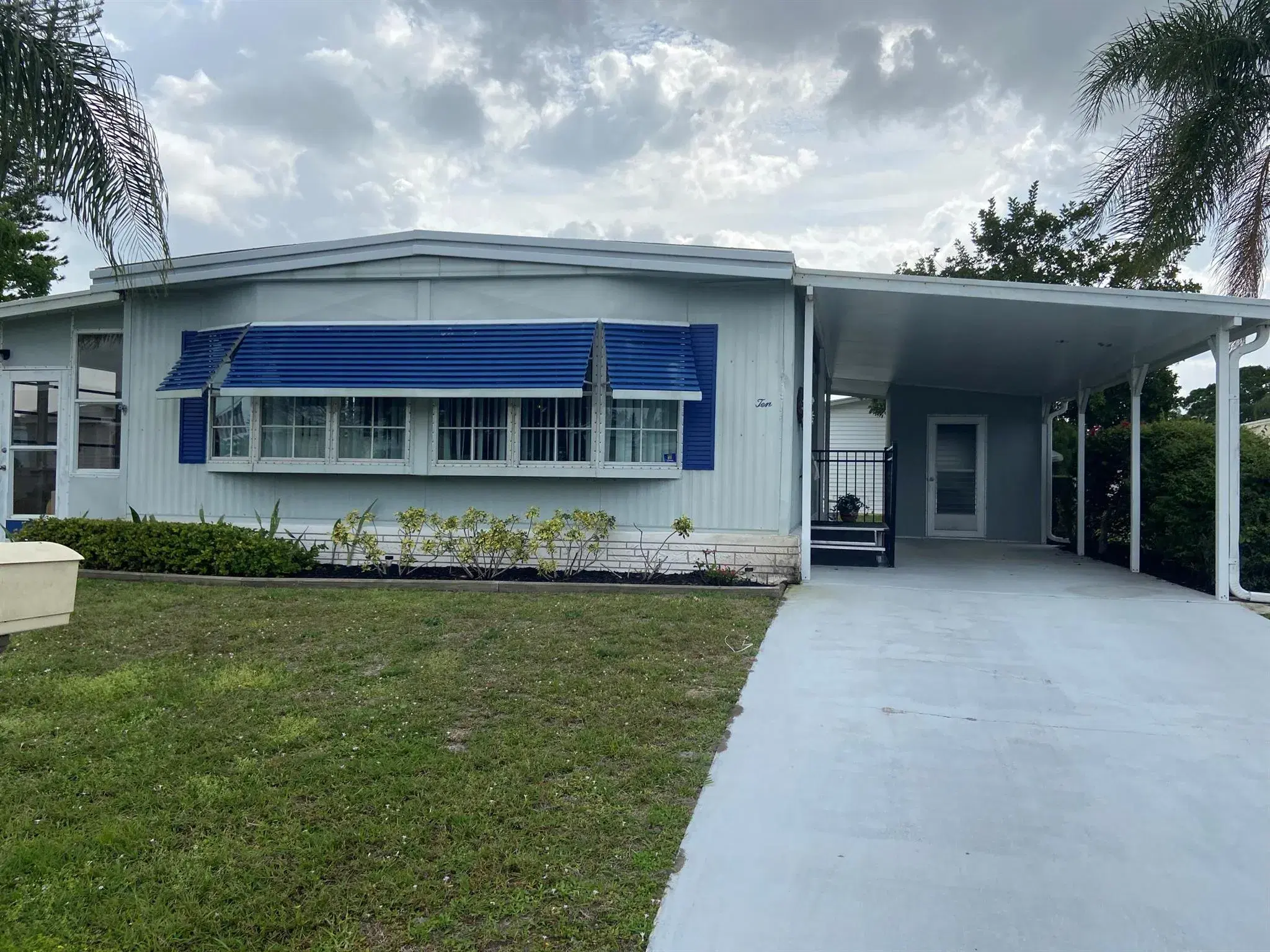 Picture of 10 El Segundo, Port St Lucie, FL 34952