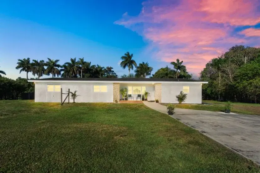 Picture of 5401 SW 160Th Ave, Southwest Ranches FL 33331