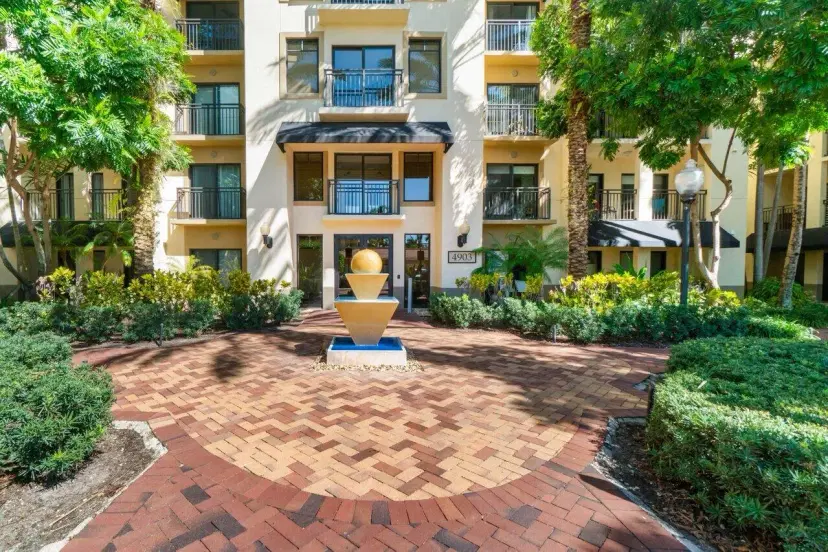 Picture of 4903 Midtown Lane 3110, Palm Beach Gardens FL 33418
