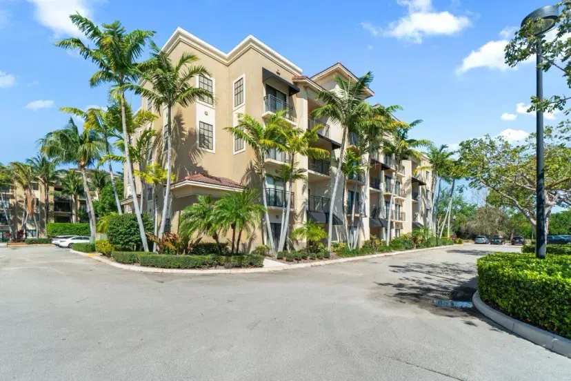 Picture of 4903 Midtown Lane 3110, Palm Beach Gardens FL 33418