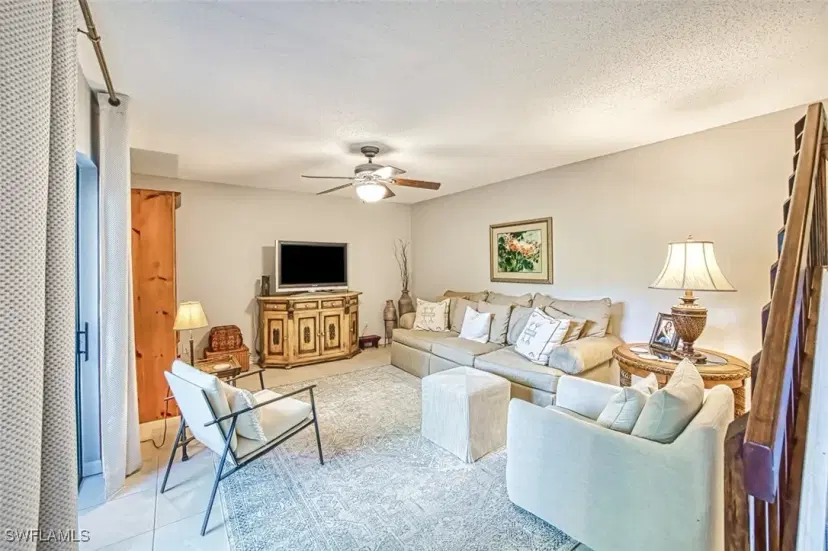 Picture of 1444 Park Shore Cir 3, Fort Myers FL 33901