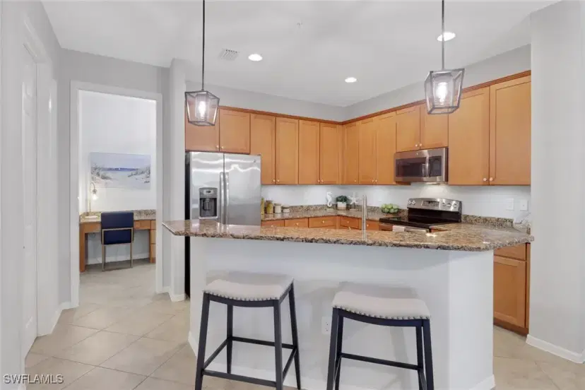 Picture of 9064 Capistrano St N 5005, Naples FL 34113