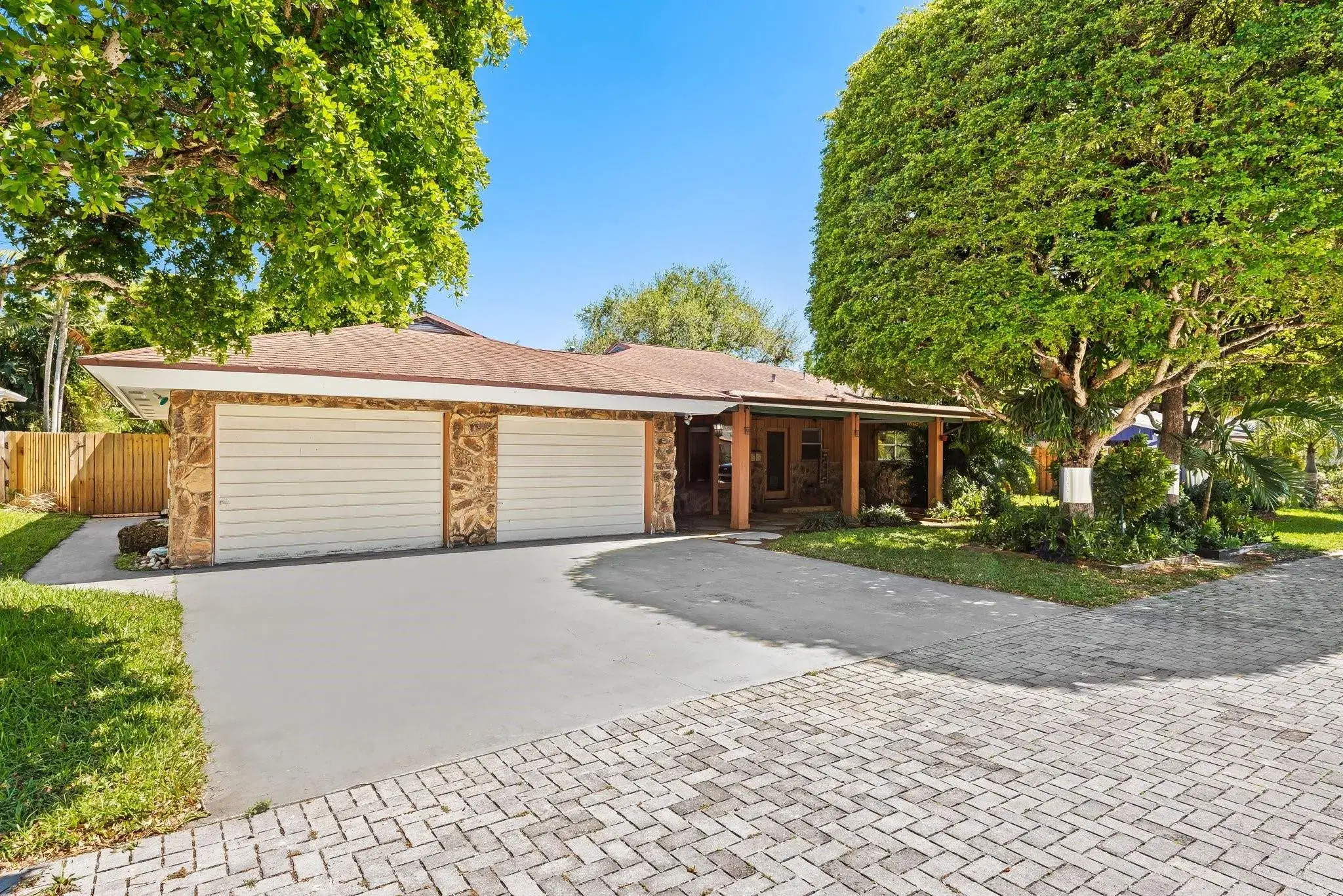 Picture of 2508 NE 7Th Ave, Wilton Manors, FL 33305