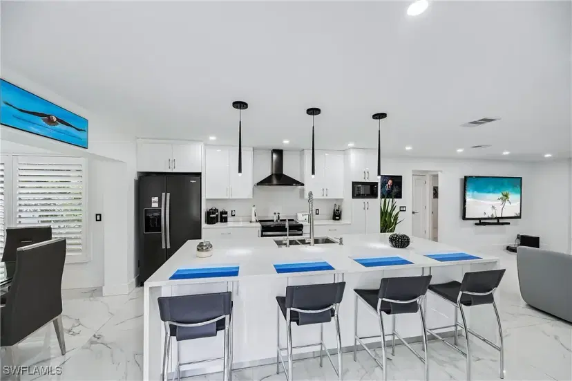 Picture of 1026 S Town And River Dr, Fort Myers FL 33919