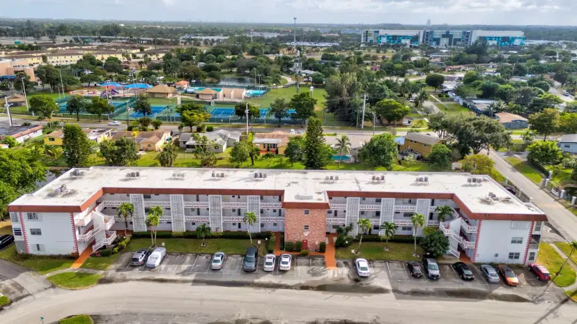 Picture of 4310 NW 12Th Ct 204, Lauderhill FL 33313