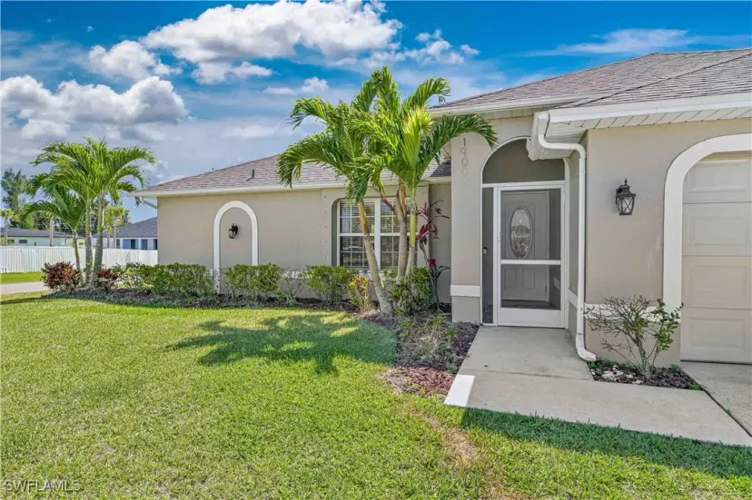 Picture of 1900 SW 3Rd Ter, Cape Coral FL 33991