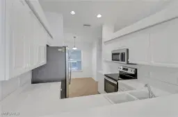 Picture of 20071 Barletta Ln 2721, Estero, FL 33928
