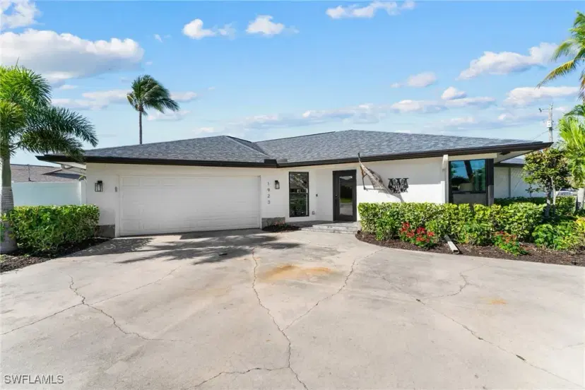 Picture of 1923 SE 26Th St, Cape Coral FL 33904