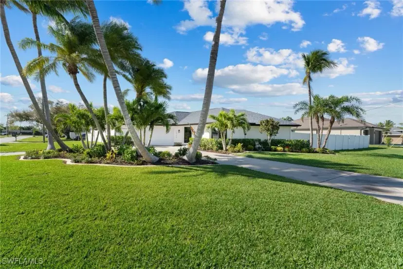 Picture of 1923 SE 26Th St, Cape Coral FL 33904