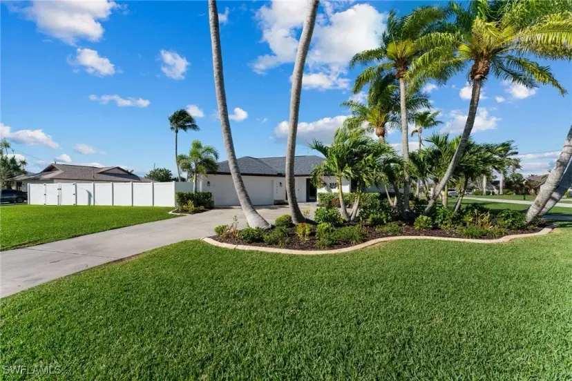 Picture of 1923 SE 26Th St, Cape Coral FL 33904