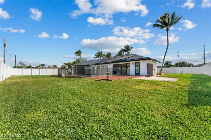 Picture of 1923 SE 26Th St, Cape Coral FL 33904
