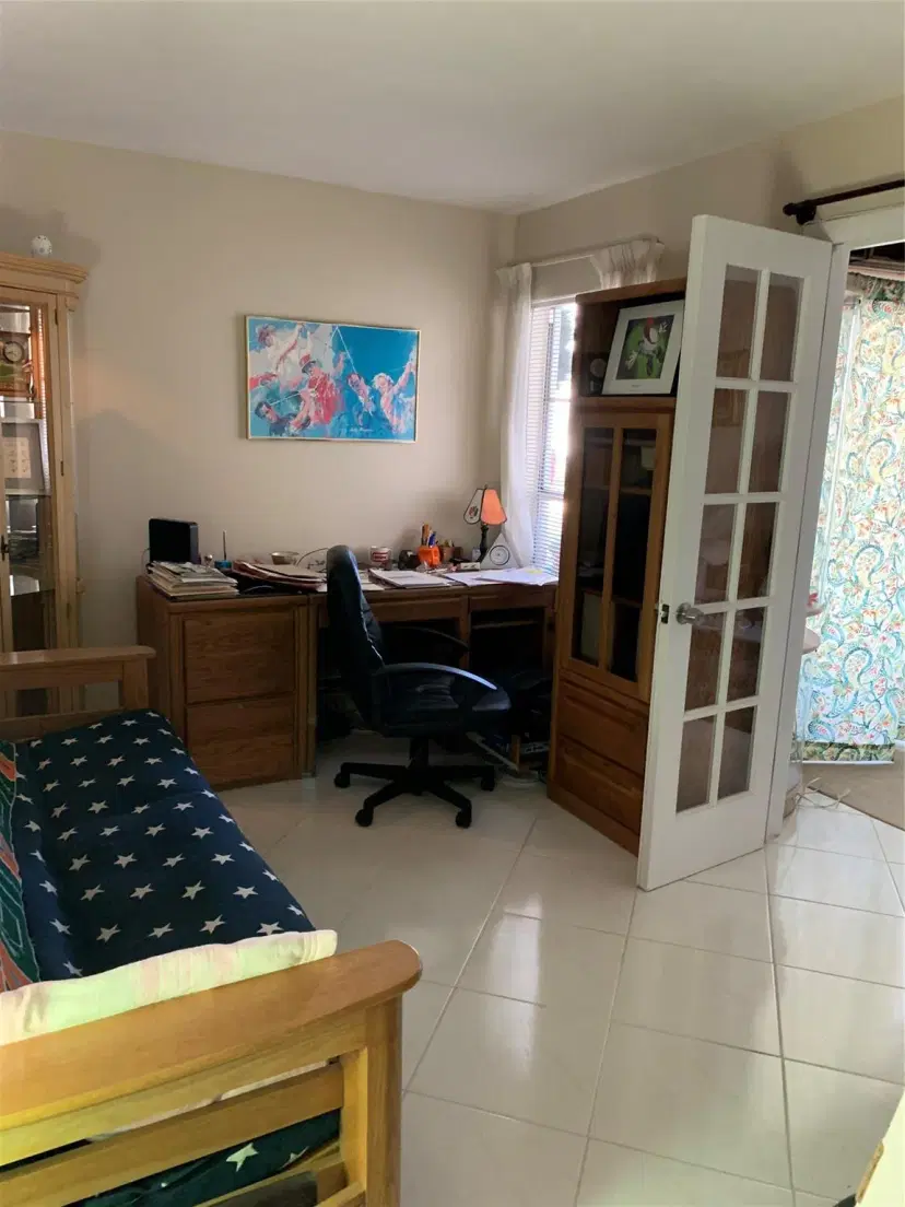 Picture of 3020 NE 16 Ave 204, Oakland Park FL 33334